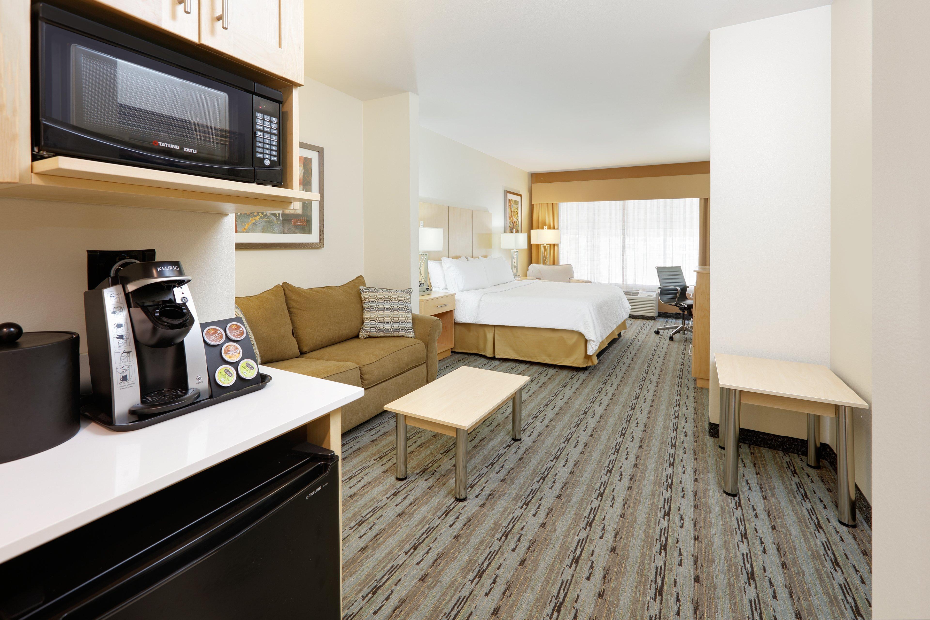 Holiday Inn Express & Suites San Antonio Brooks City Base By Ihg Exterior photo
