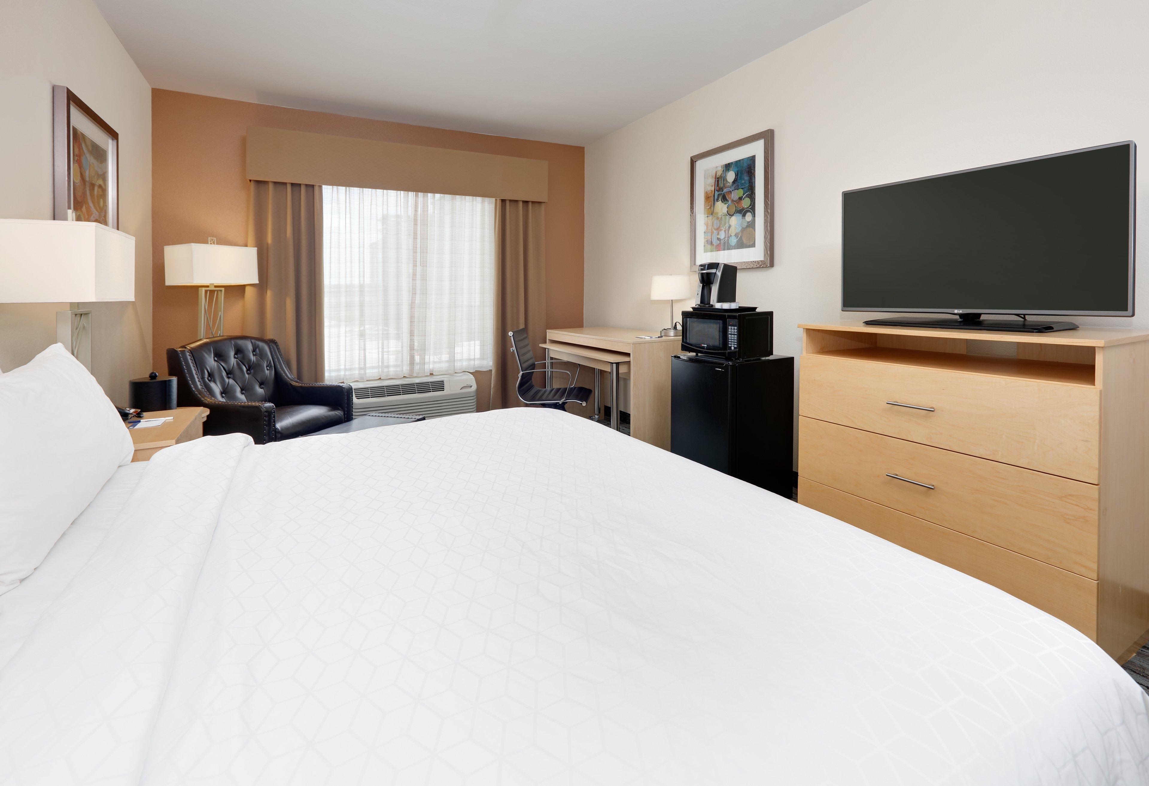 Holiday Inn Express & Suites San Antonio Brooks City Base By Ihg Exterior photo